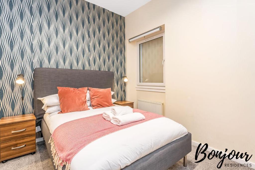 Spacious 2Br-1Ba - Grassmarket - Free Parking By Bonjour Residences エディンバラ エクステリア 写真