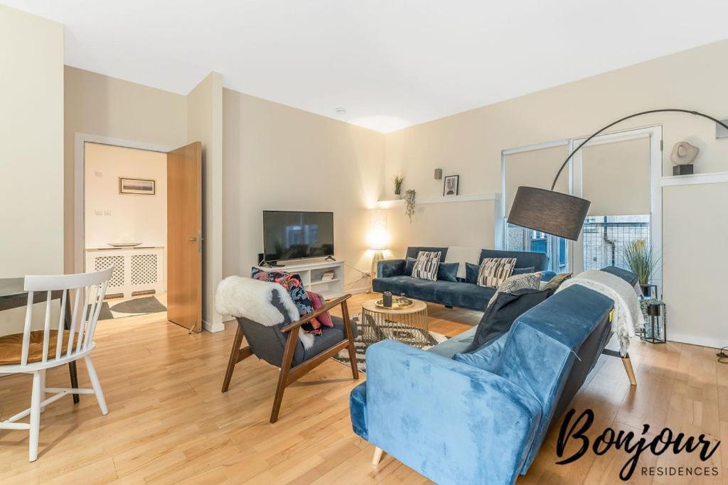 Spacious 2Br-1Ba - Grassmarket - Free Parking By Bonjour Residences エディンバラ エクステリア 写真