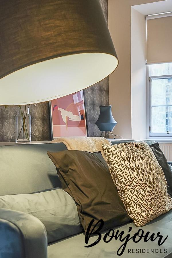 Spacious 2Br-1Ba - Grassmarket - Free Parking By Bonjour Residences エディンバラ エクステリア 写真