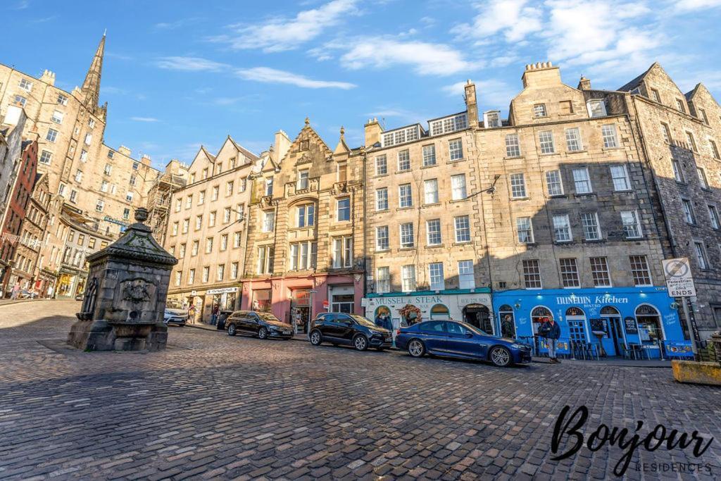 Spacious 2Br-1Ba - Grassmarket - Free Parking By Bonjour Residences エディンバラ エクステリア 写真