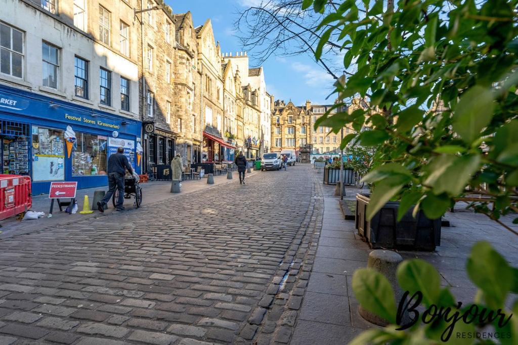 Spacious 2Br-1Ba - Grassmarket - Free Parking By Bonjour Residences エディンバラ エクステリア 写真